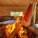 Huoneisto Sappee Peak - Fire, Snow & Adventure *