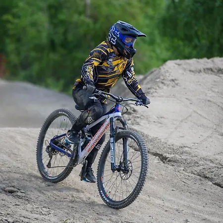 Sappee Peak - Bike, Fire, Snow & Adventure Apartamento *